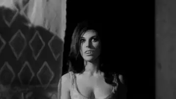 Zasłona do filmu "La strage dei vampiri" #1621646