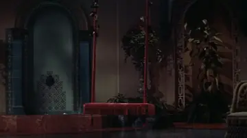 Zasłona do filmu "The Girl in the Red Velvet Swing" #1872114