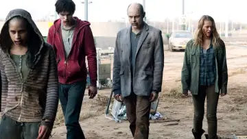 Zasłona do filmu "Wiecznie żywy" #287657
