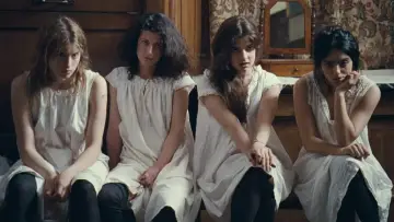 Zasłona do filmu "Apollonide. Zza okien domu publicznego" #481809