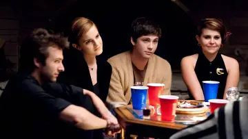 Zasłona do filmu "Charlie" #680543