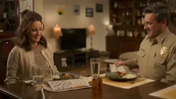 Zasłona do filmu "Kto zabił Maggie Moore?" #383182