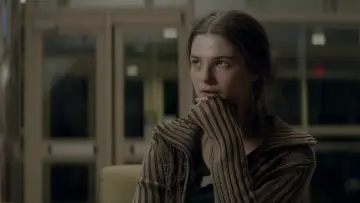 Zasłona do filmu "Dziewczyna w piwnicy" #570676