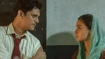 Zasłona do filmu "डार्लिंग्स" #419422
