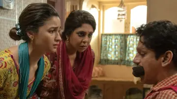 Zasłona do filmu "डार्लिंग्स" #419428