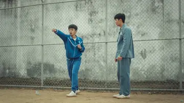 Zasłona do filmu "샤크: 더 비기닝" #330554