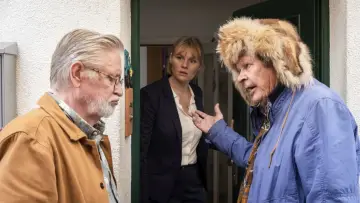 Zasłona do filmu "Stary człowiek w poszukiwaniu escorta" #1045307