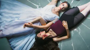 Zasłona do filmu "Taniec kryształów" #1868924