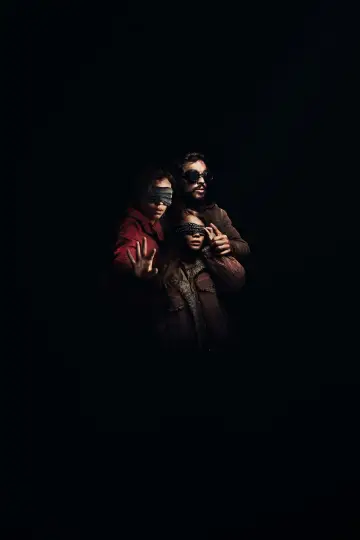 Plakat do filmu "Nie otwieraj oczu: Barcelona" #335077