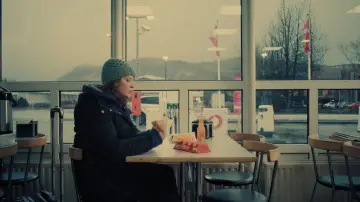 Zasłona do filmu "Þorpið í bakgarðinum" #1862999