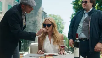 Zasłona do filmu "Mafia Mamma" #1005704