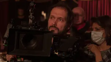Zasłona do filmu "Капитан Волконогов бежал" #445637