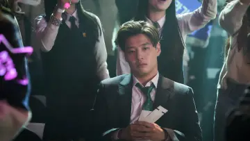 Zasłona do filmu "해피 뉴 이어" #947167