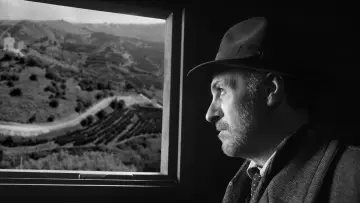 Zasłona do filmu "Leonora addio" #1921215
