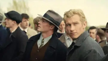 Zasłona do filmu "Ósemka ze sternikiem" #161661