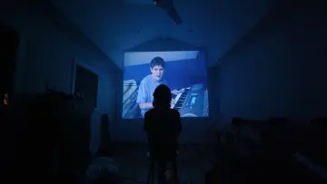 Zasłona do filmu "Bo Burnham: Inside" #1648248