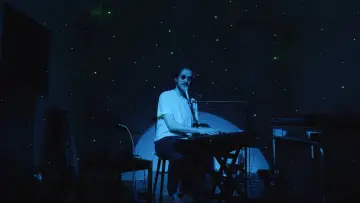 Zasłona do filmu "Bo Burnham: Inside" #177982