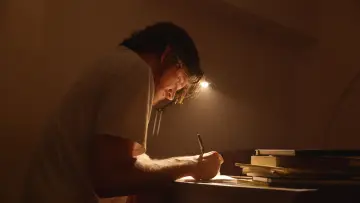 Zasłona do filmu "Bo Burnham: Inside" #1805357