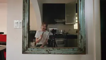 Zasłona do filmu "Bo Burnham: Inside" #1805359