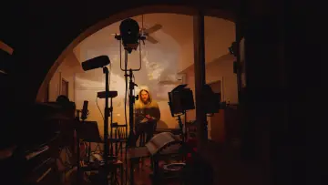 Zasłona do filmu "Bo Burnham: Inside" #1805387