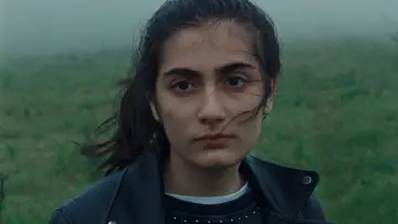 Zasłona do filmu "Chiara" #733575