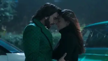 Zasłona do filmu "रॉकी और रानी की प्रेम कहानी" #380607