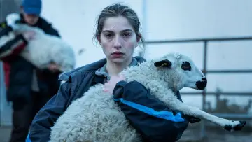 Zasłona do filmu "Bestie" #208722