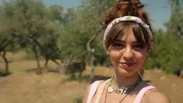 Zasłona do filmu "Aşk Oluversin Gari" #921198