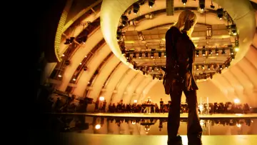 Zasłona do filmu "Happier Than Ever: A Love Letter to Los Angeles" #426359