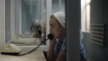 Zasłona do filmu "107 matek" #367955