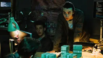Zasłona do filmu "Pitbull" #395404