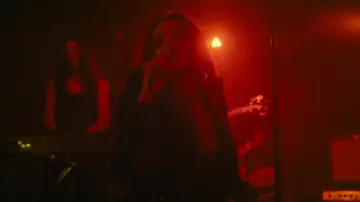 Zasłona do filmu "W blasku ekranu" #916098