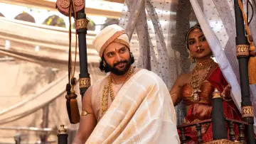 Zasłona do filmu "பொன்னியின் செல்வன்: பாகம் 2" #399224