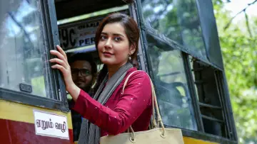 Zasłona do filmu "சர்தார்" #1635485