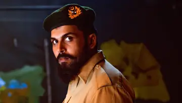 Zasłona do filmu "சர்தார்" #1635488