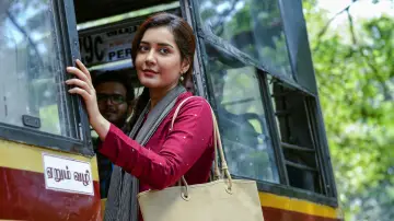 Zasłona do filmu "சர்தார்" #1635493