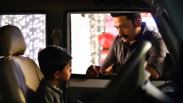 Zasłona do filmu "சர்தார்" #1635497