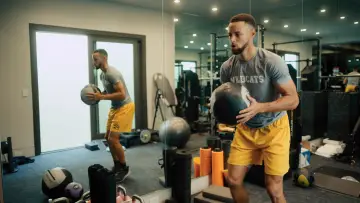 Zasłona do filmu "Stephen Curry: na straconej pozycji" #353005