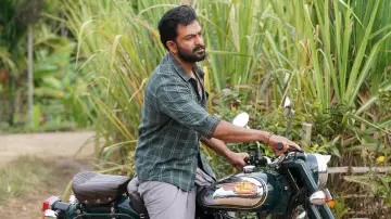 Zasłona do filmu "വിലായത്ത് ബുദ്ധ" #1527834