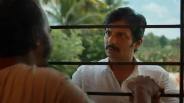 Zasłona do filmu "தலைவர் தம்பி தலைமையில்" #537258