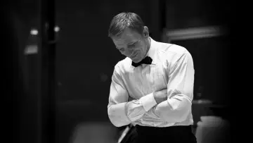 Zasłona do filmu "Być jak James Bond" #426644