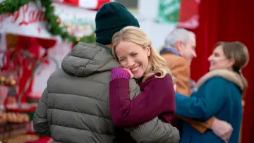 Zasłona do filmu "Time for Them to Come Home for Christmas" #1874158