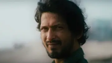 Zasłona do filmu "আধখানা ভালো ছেলে আধা মস্তান" #1158218