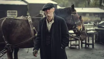 Zasłona do filmu "Peaky Blinders: Nieśmiertelny" #759663