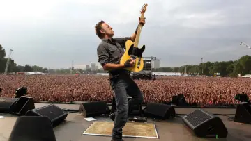 Bruce Springsteen & The E Street Band - Born in the U.S.A. Tour - Live in London 2013