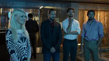 Zasłona do filmu "Dziewczyny z Dubaju" #978424