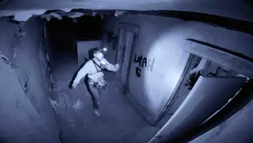 Zasłona do filmu "Urbex" #385100