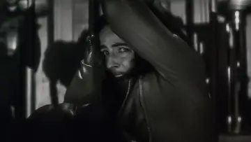Zasłona do filmu "Wilkołak nocą" #245875