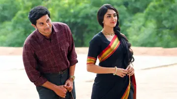 Zasłona do filmu "సీతా రామం" #411017