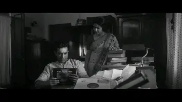 Zasłona do filmu "অপরাজিত" #660935